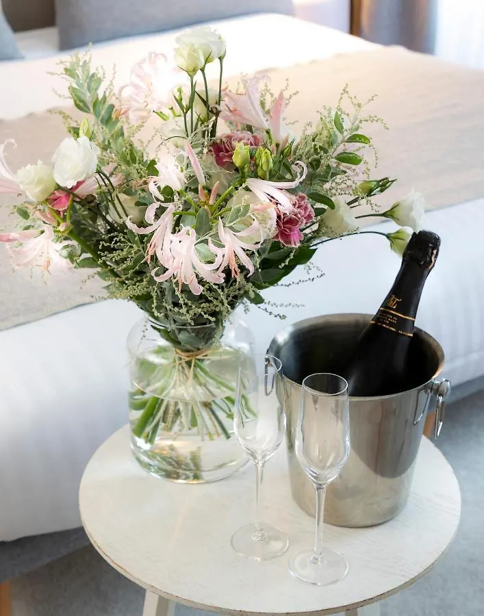 Le Lapin Blanc Hotel Parigi