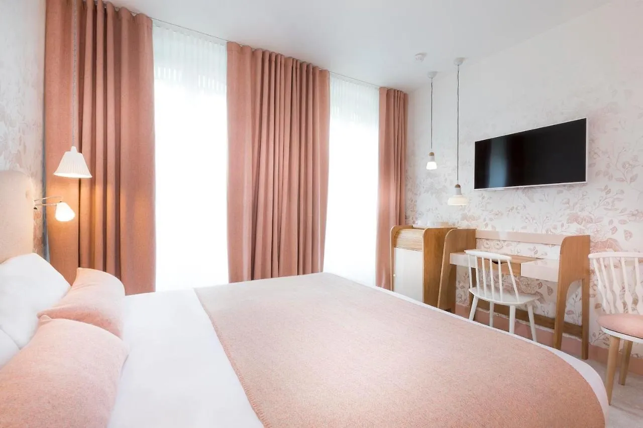 Le Lapin Blanc Paris